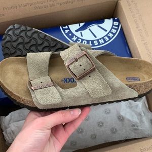 Birkenstock Arizona Taupe suede asst new